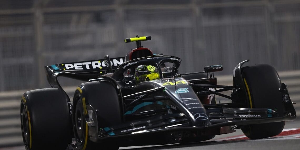 FP2 em Abu Dhabi ‘frustrante’ para Lewis Hamilton