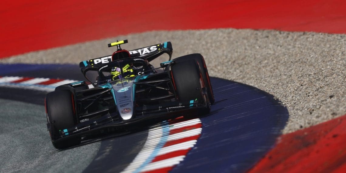 Lewis Hamilton em choque com velocidade superior do Red Bull: ‘É de loucos!’