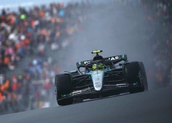 Alexander Albon desclassificado, Lewis Hamilton penalizado após a qualificação