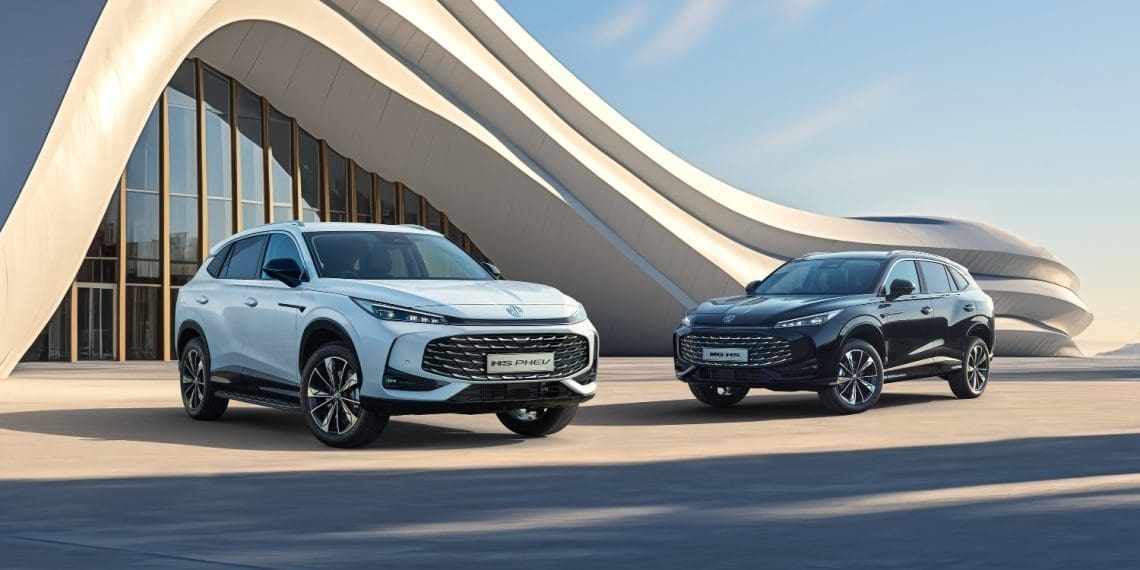 MG apresenta a nova geração do HS agora híbrido plug-in com 120 km de autonomia elétrica