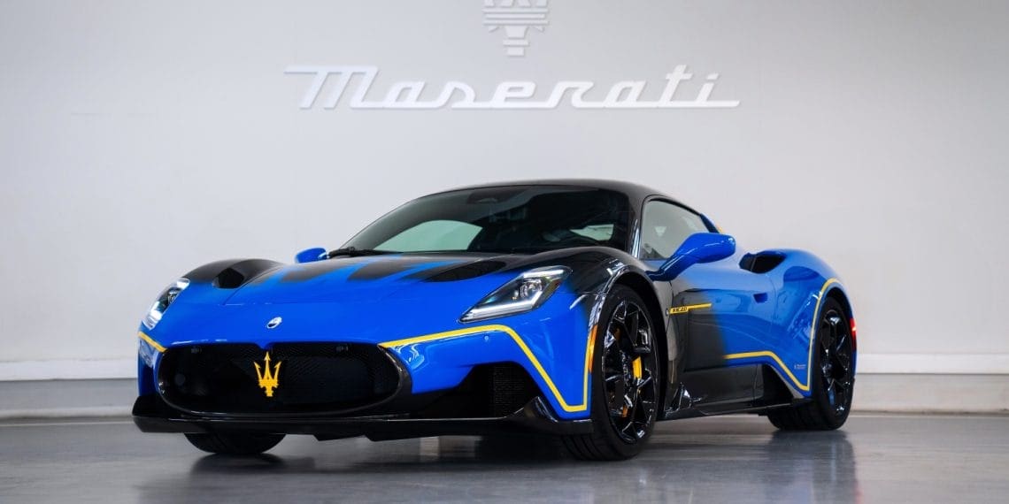 Maserati MC20 único presta homenagem à cidade de Modena