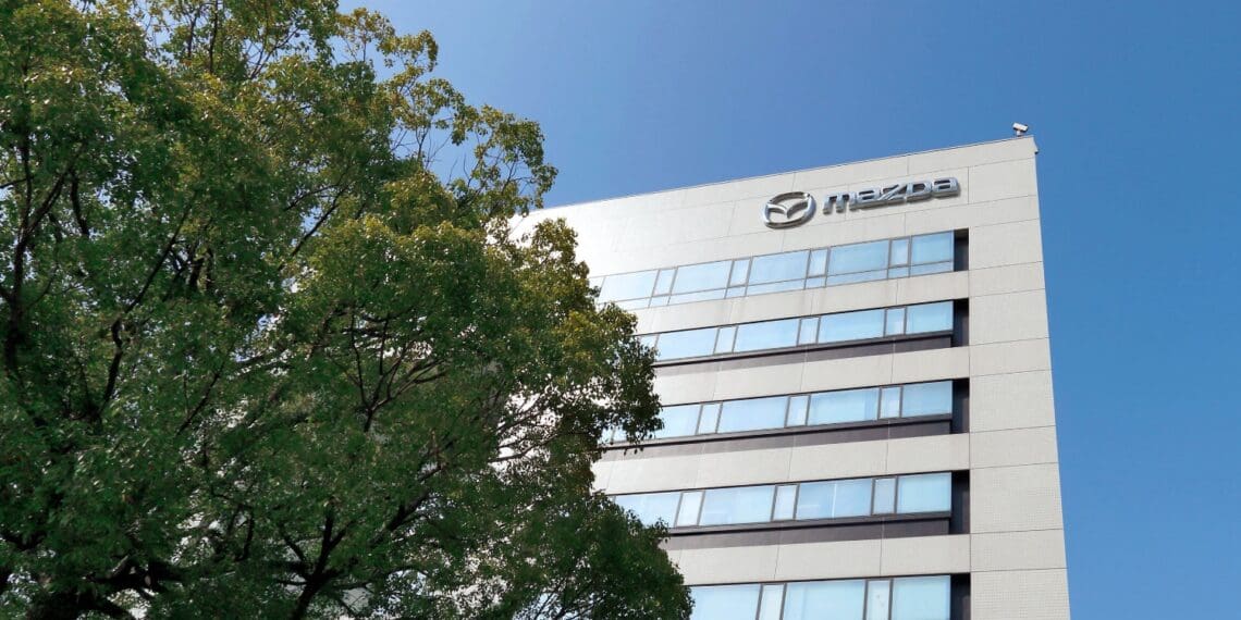 Mazda quer alcançar a neutralidade carbónica das suas instalações em 2035