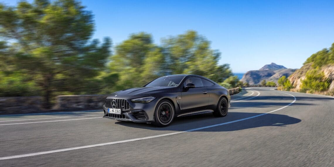 Novo Mercedes-AMG CLE 53 4Matic+ Coupé com 449 cv chega em 2024