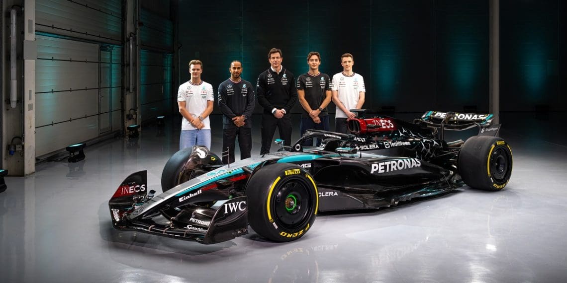 Galeria: O prateado está de volta; Mercedes apresentou-se para a época de F1 sob o mote «A próxima fase»