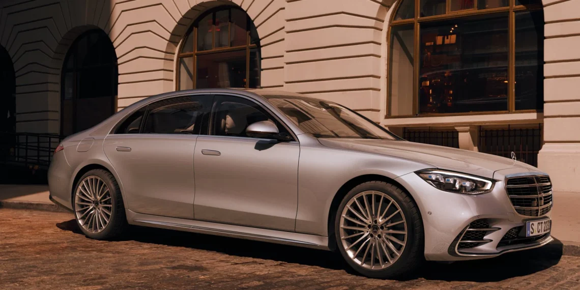 Mercedes S-Class Faces Production Cuts Amid Plummeting Sales