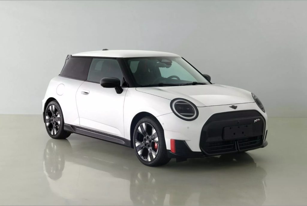 Mini JCW 100% elétrico dá-se a conhecer antes do tempo na China