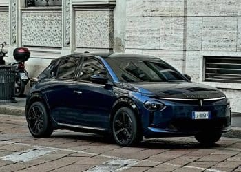 Lancia Ypsilon. Aí está o novo rival do Renault Clio!