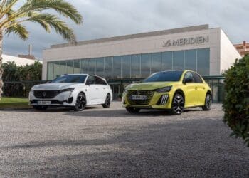 Novos Peugeot e-208, e-308 e e-308 SW: preços e impressões de condução