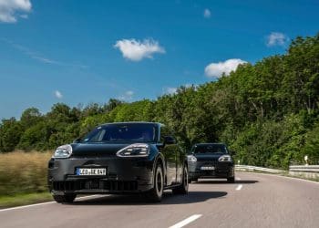 Porsche Cayenne vai manter motor a combustão para lá de 2030