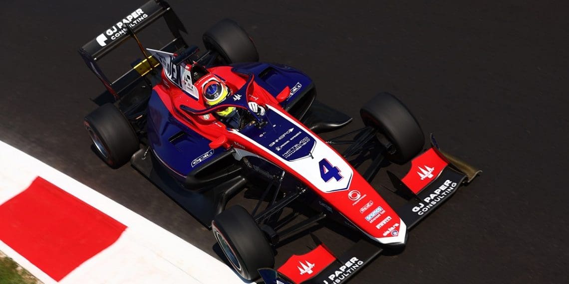 Leonardo Fornaroli sagrou-se campeão de F3, Sami Meguetounif acabou época a vencer