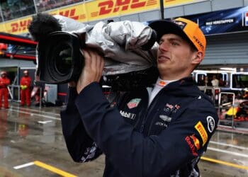 Apple interessada nos direitos da F1 e pode revolucionar transmissões televisivas