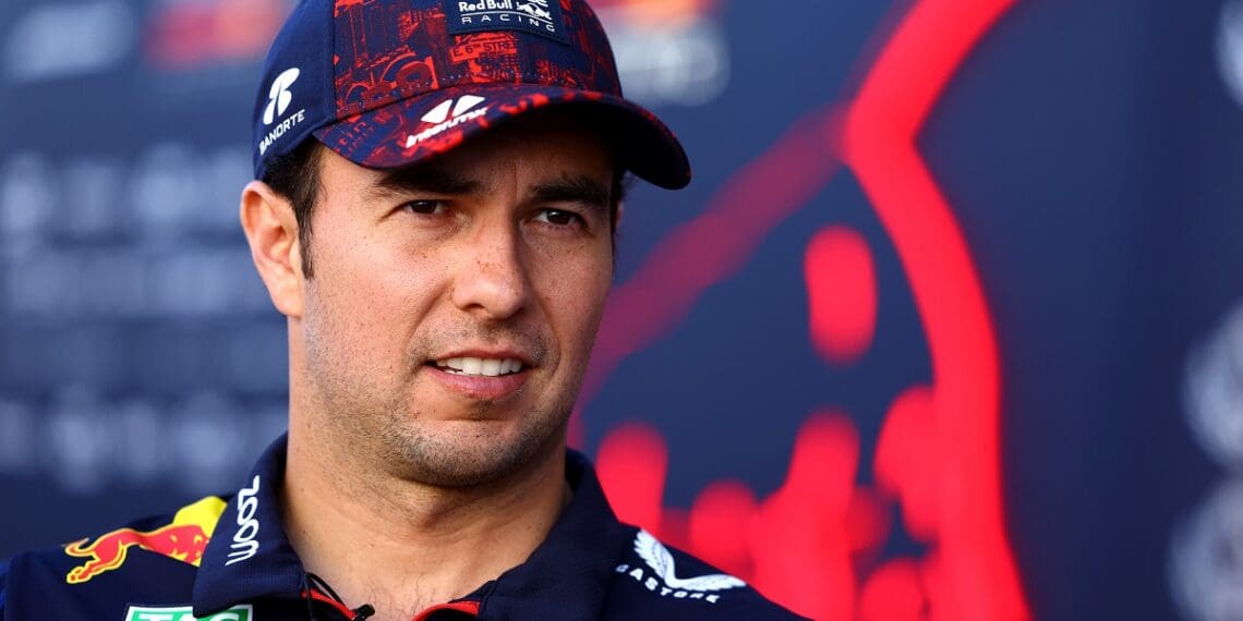 Sergio Pérez rebate especulação sobre anúncio da retirada da F1