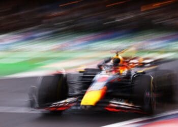 Max Verstappen dominou treinos de sexta-feira na Cidade do México