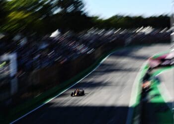 Assim estão os Mundiais de F1 a duas rondas do fim