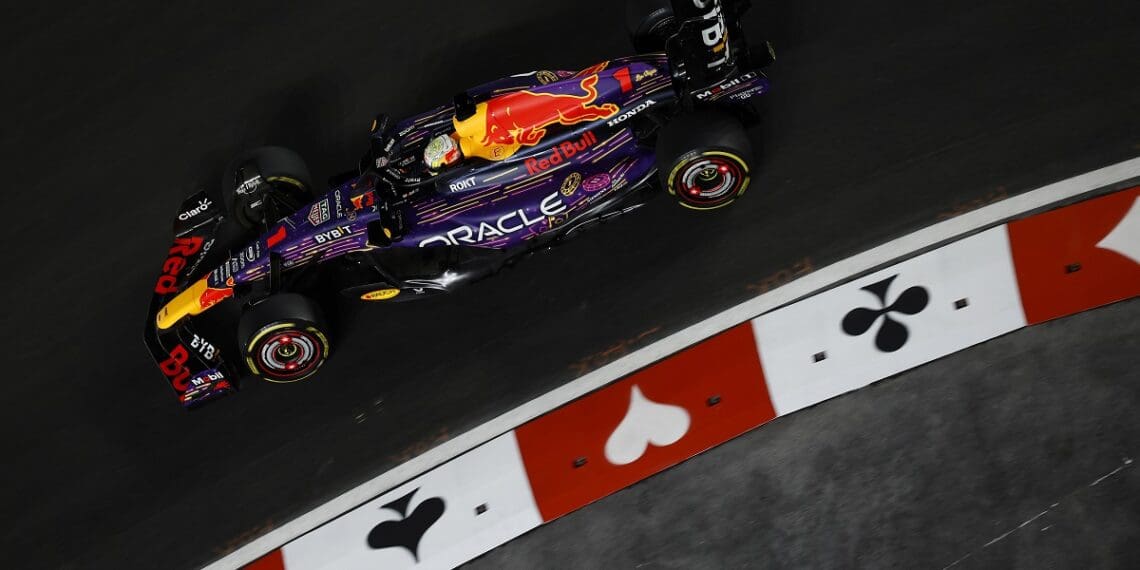 E vão 18! Max Verstappen triunfou na noite do GP de Las Vegas