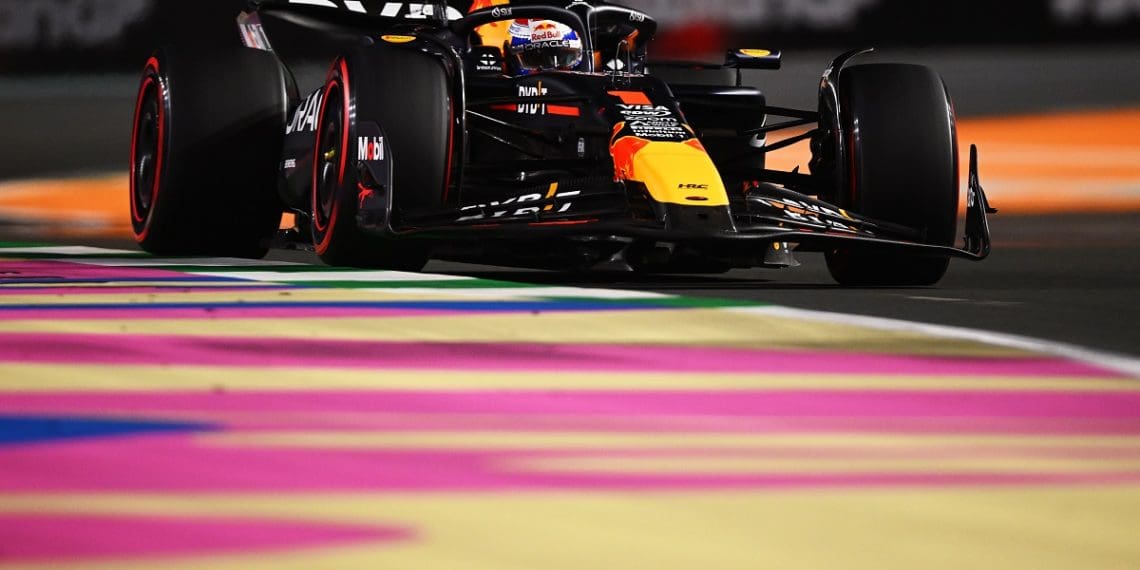 Imparável: Max Verstappen destruiu concorrência e parte da pole position na Arábia Saudita