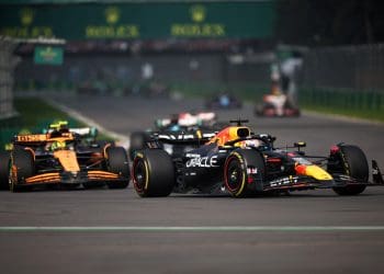 Jos Verstappen Defends Son’s Aggression: ‚Max Has No Choice with the Sluggish RB20‘