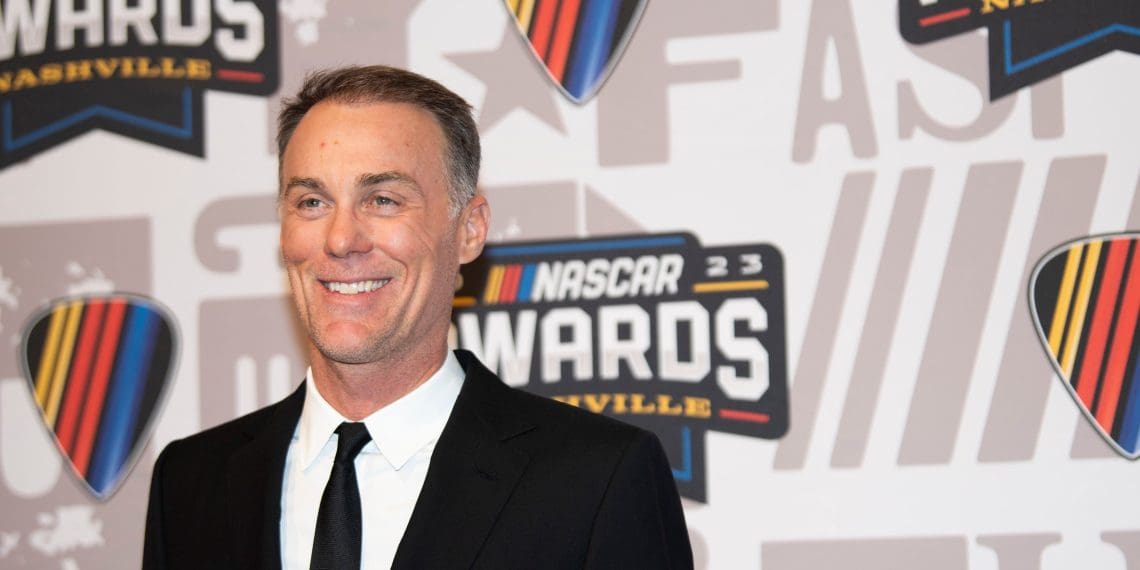 Harvick Hits Back: ‘I’m Just Doing My Job’ in Feud with Hamlin Over Kansas Race