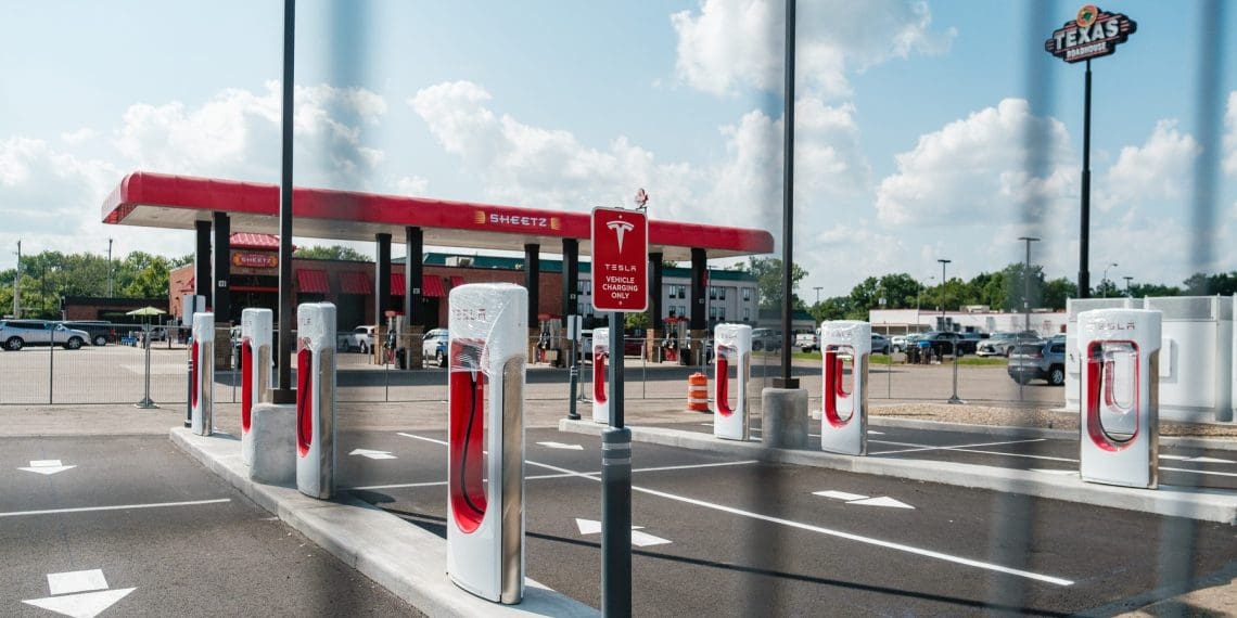 Elon Musk Shakes Up Tesla Leadership! Afshar Takes Command of U.S. and Europe Operations in a Major Power Move