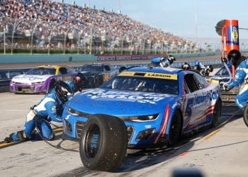‘These Cars Are Stupid!’ Frustrated Kyle Larson Lashes Out After Flat Tire Wrecks Homestead Race