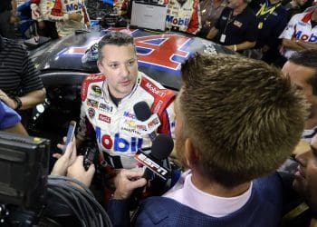 Tony Stewart’s Shocking NASCAR Exit Amidst Legal Showdown: ‘It’s the Right Time to Leave’