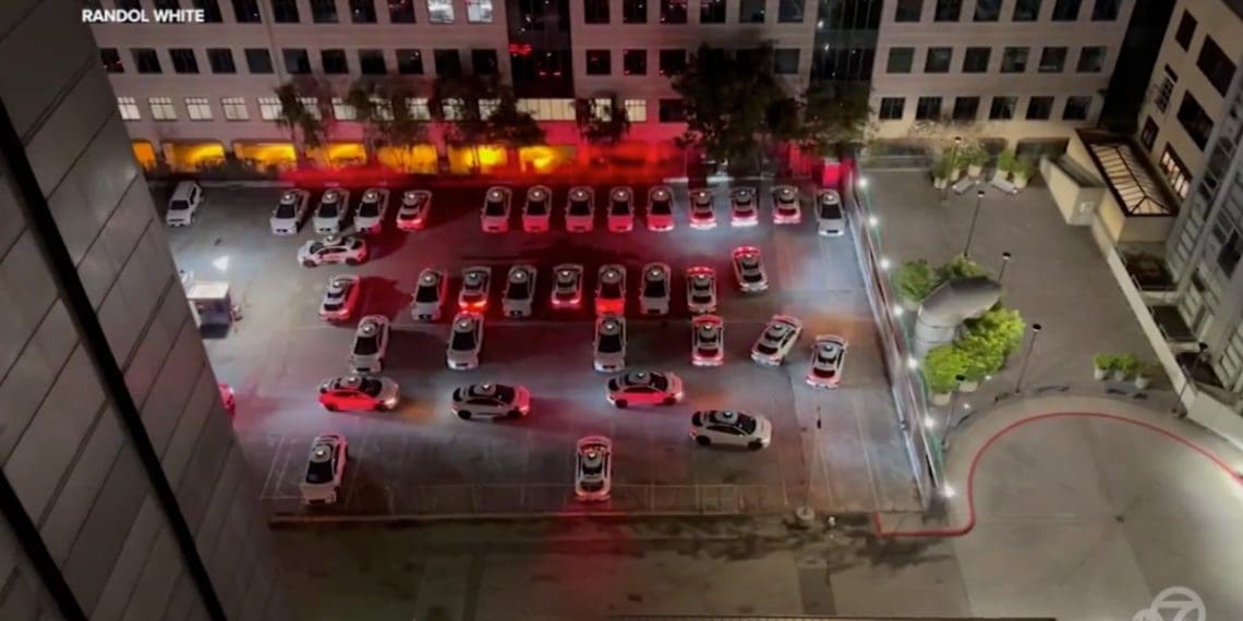 VIDEO – Chaos in San Francisco: Waymo’s Driverless Cars Turn Quiet Neighborhood into a Sleepless Hell!