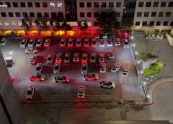 VIDEO – Chaos in San Francisco: Waymo’s Driverless Cars Turn Quiet Neighborhood into a Sleepless Hell!