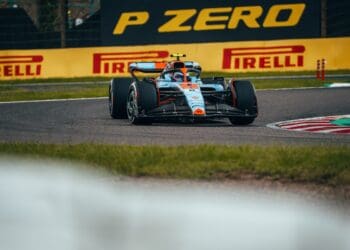 Ralf Schumacher: ‘Logan Sargeant tenta forçar, mas não funciona com violência’