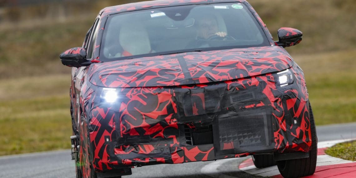 Alfa Romeo mostra as primeiras imagens do Milano