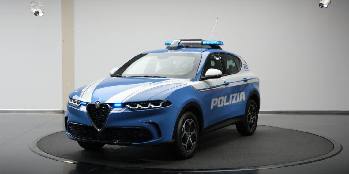 Alfa Romeo Tonale junta-se à frota da polícia italiana