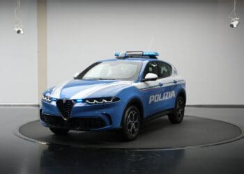 Alfa Romeo Tonale junta-se à frota da polícia italiana
