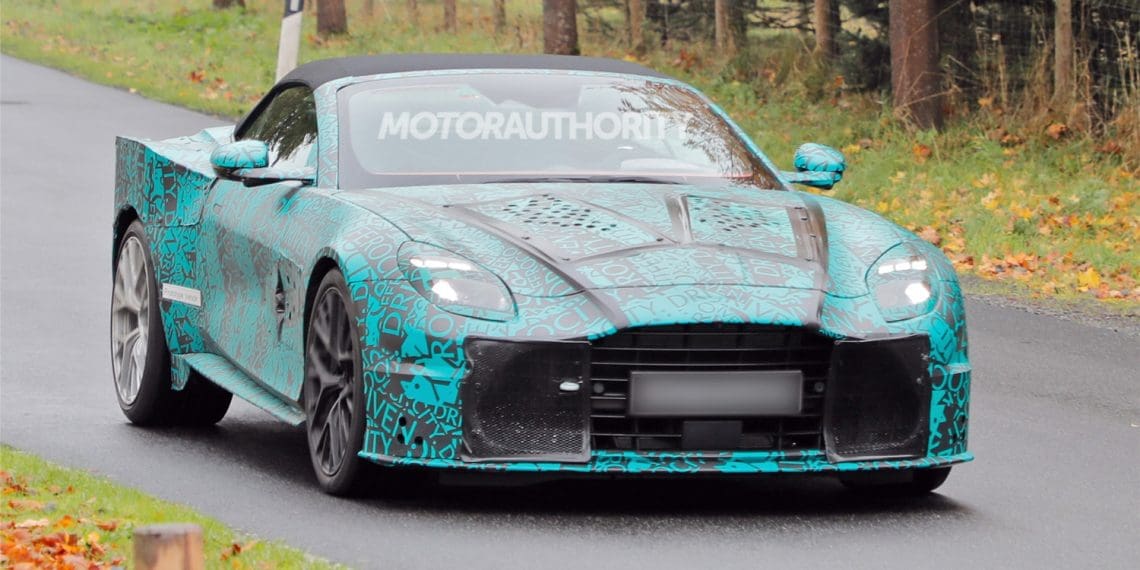 Aston Martin Vanquish Volante “apanhado” em testes
