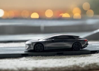 Audi grandsphere concept já pode ser conduzido numa pista Scalextric