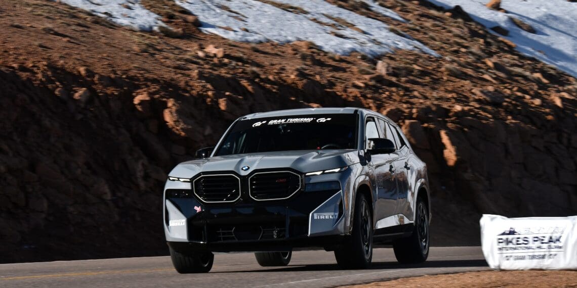 BMW XM Label Red estabelece novo recorde de Pikes Peak 