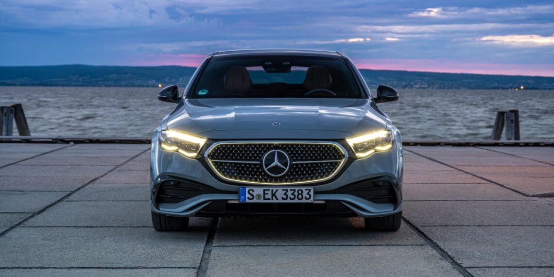 Mercedes E300 plug-in hybrid class can now be ordered