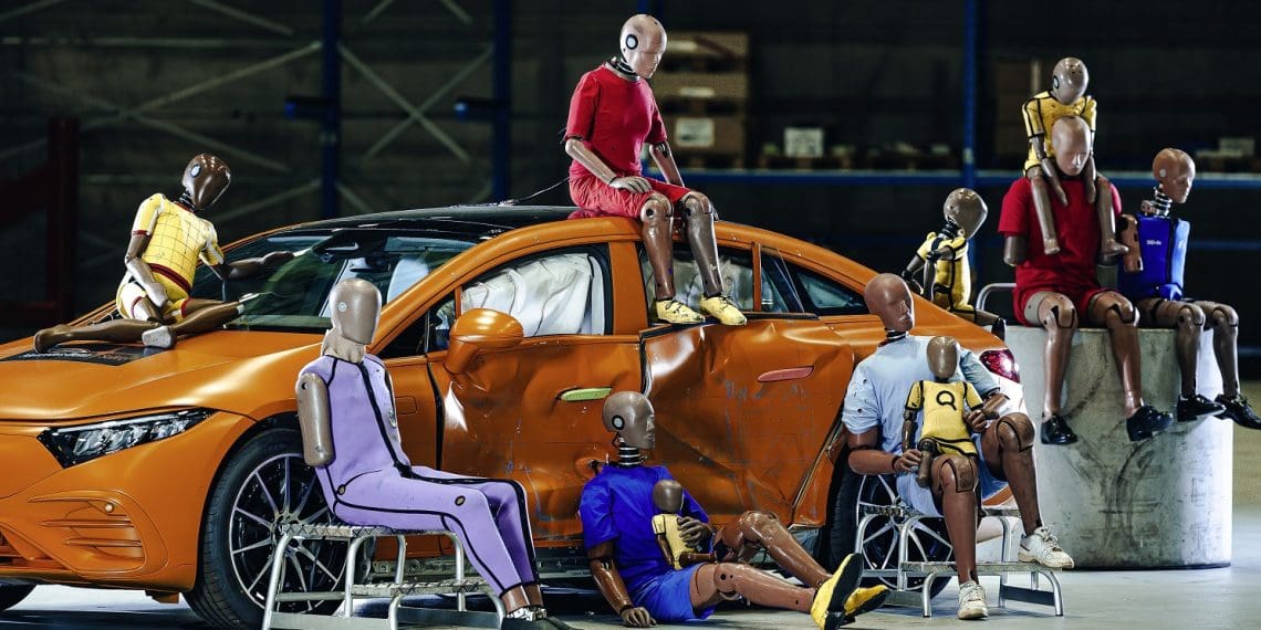 Mulheres correm mais riscos em acidentes de automóvel: mito ou realidade?