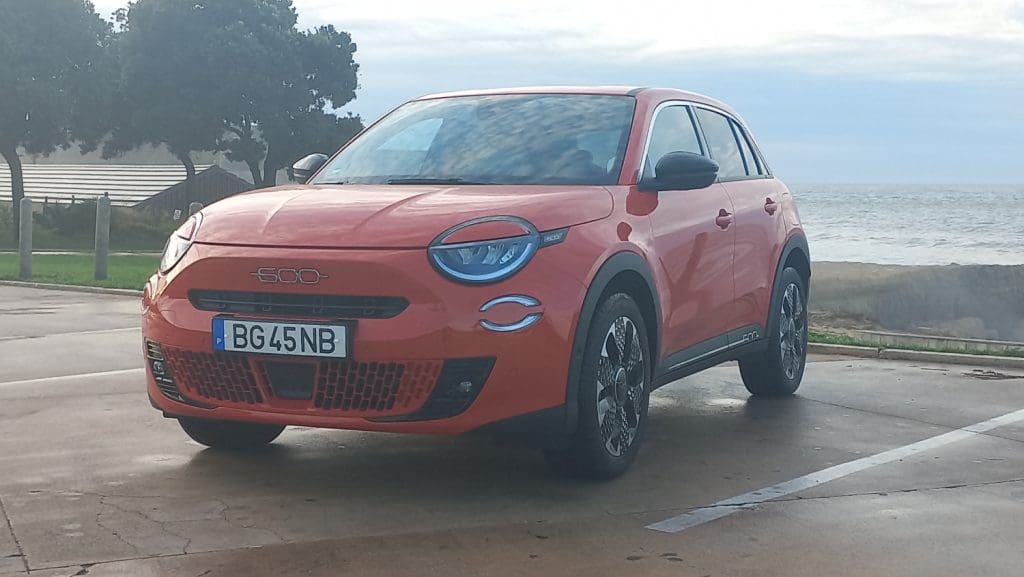 Guiámos o Fiat 600e o elétrico com espírito Dolce Vita 