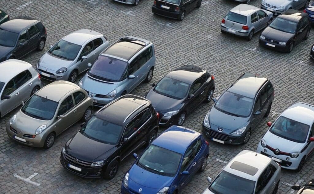 Comissão Europeia dá dois meses a seis países para transpor diretiva do seguro automóvel