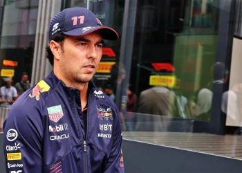 Helmut Marko confessa plano da Red Bull para pilotos de 2025 ‘ficou aquém’.