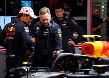Horner: Red Bull enfrenta desafios com desenvolvimento de motor de F1.