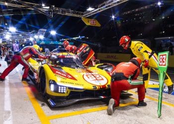 Kubica lidera para AF Corse Ferrari na metade de Le Mans