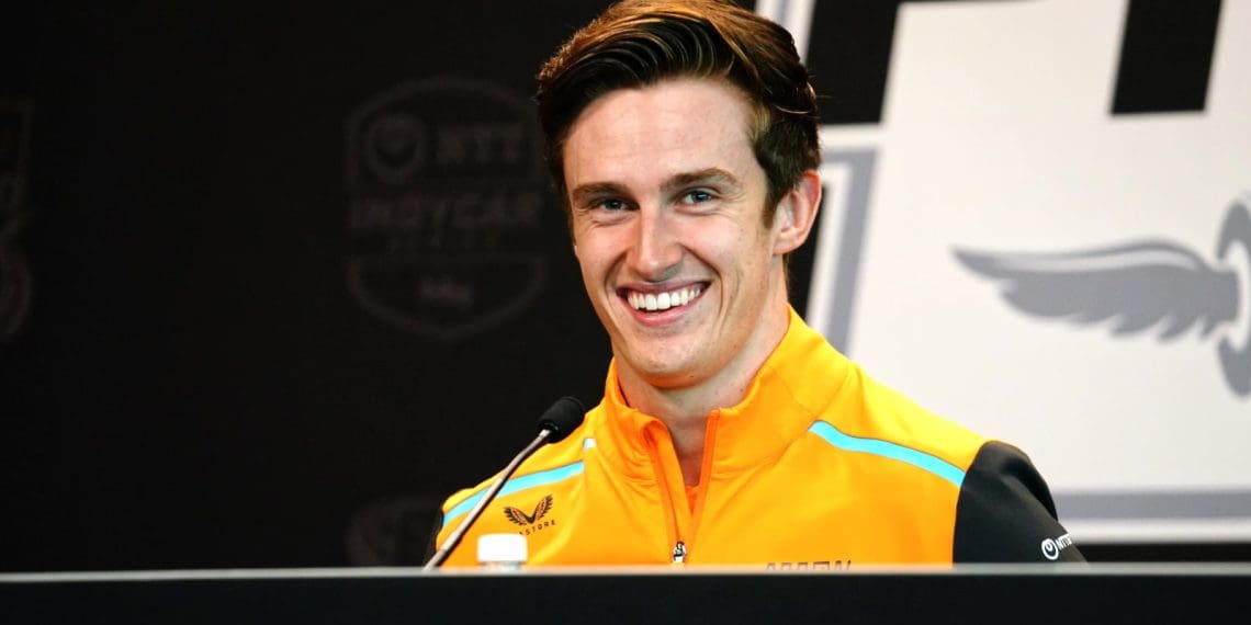 Flecha McLaren revela Pourchaire como piloto para as restantes corridas de IndyCar de 2024, exceto Indy 500.