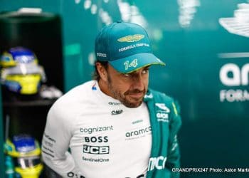 Alonso: Verstappen não tem chance de sair da Red Bull