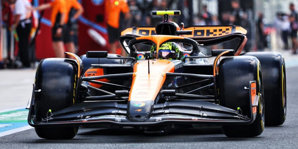 McLaren melhora desempenho antes de decepcionar e permite que Verstappen conquiste a pole position.