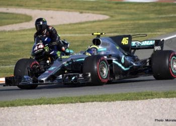 Hamilton: Possibilidade emocionante de ter F1 e MotoGP no mesmo fim de semana.