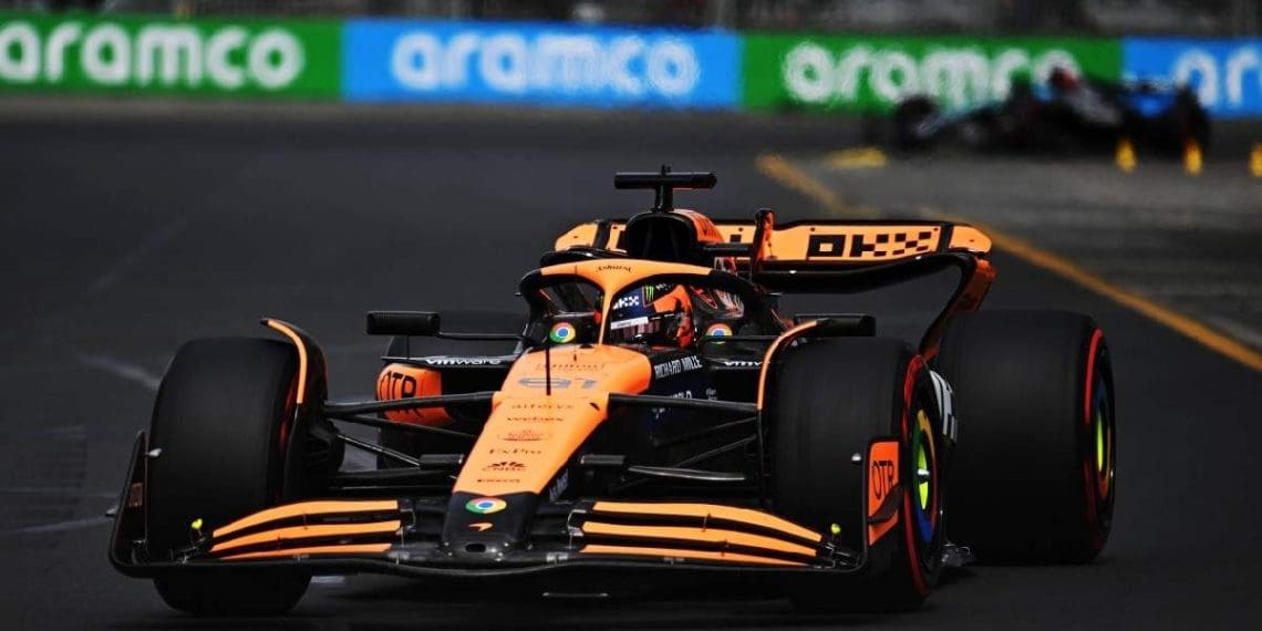 McLaren em negociações para grande acordo de patrocínio com empresa de Fintech de $431 bilhões.