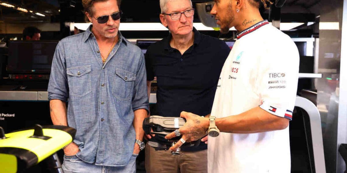 Lewis Hamilton alega que sua participação no filme de Fórmula 1 da Apple com Brad Pitt foi uma farsa.