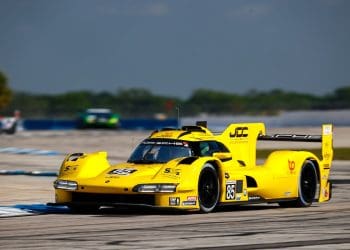 Hanson estabelece o tempo mais rápido na segunda sessão de treinos em Sebring.