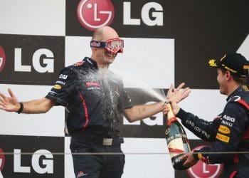 Horner enfrenta críticas com Red Bull em dificuldades sem Newey em destaque na F1.