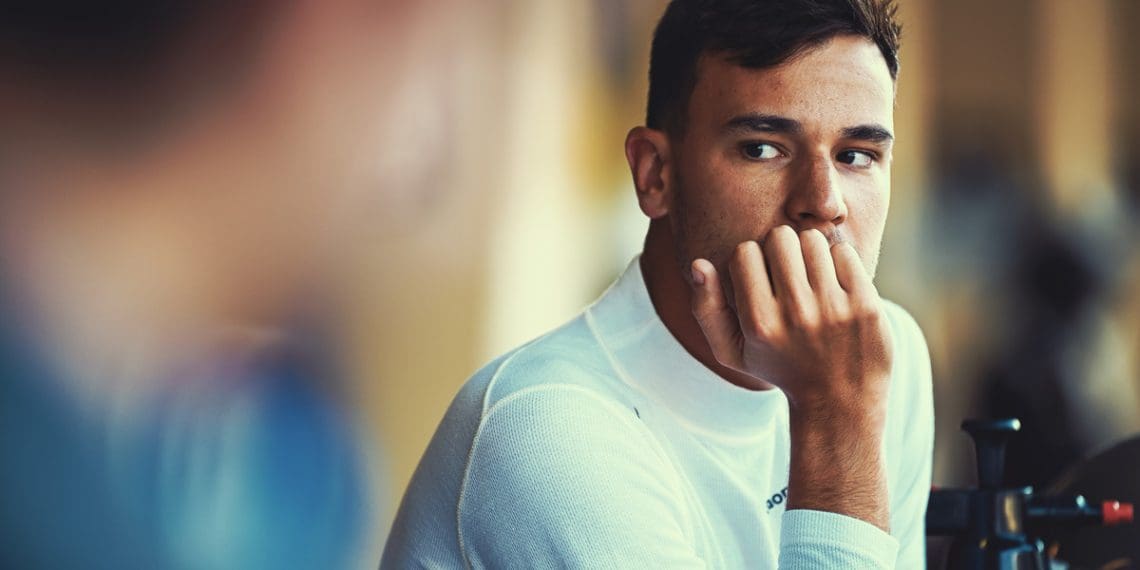 S. van der Linde décrit les objectifs réalisables pour la première saison de BMW en WEC Hypercar.